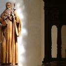 Statue de Saint Benoît (chœur) ; art beuronien