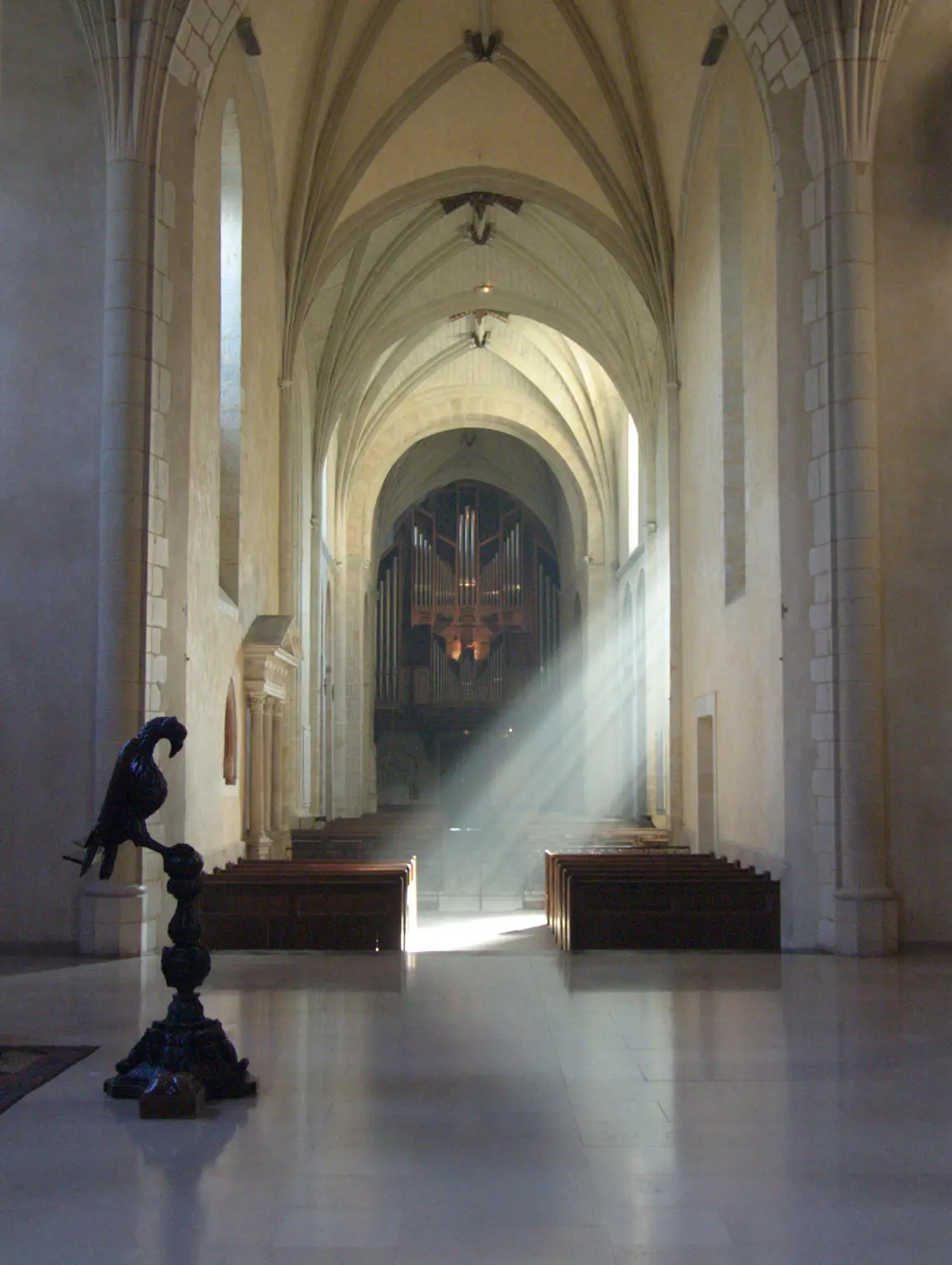 Eglise_abbatiale_Solesmes