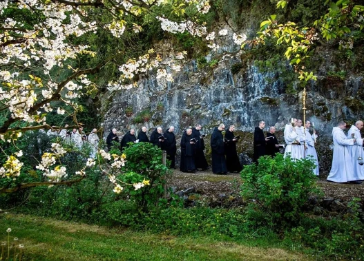 solesmes-procession-rogations