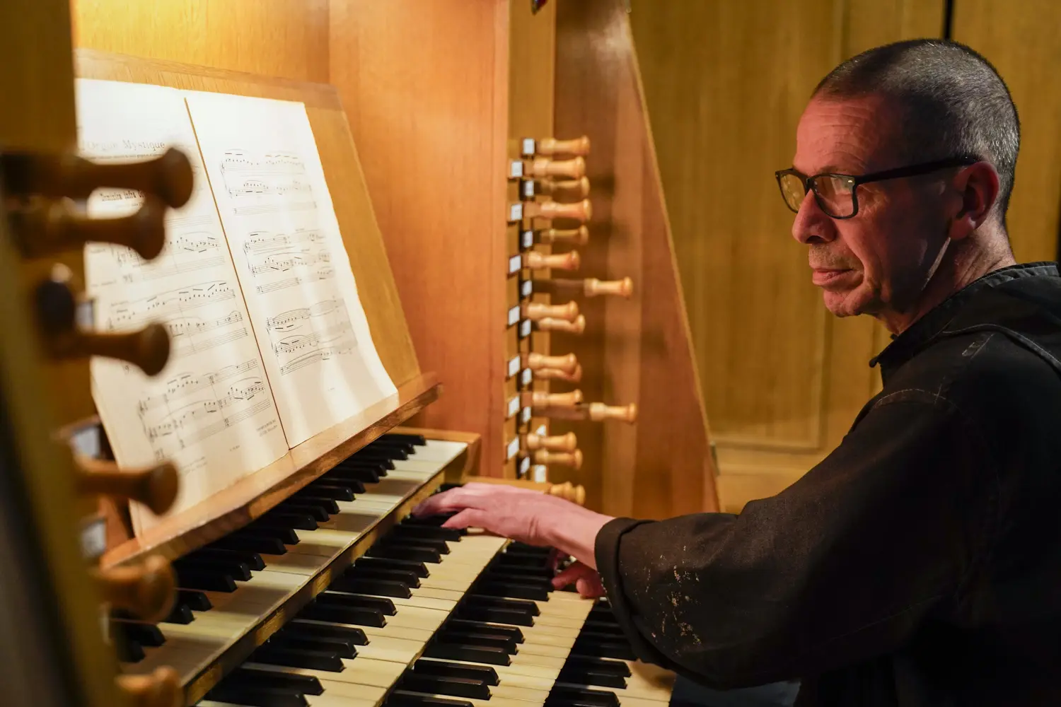 F-Petry-Orgue-Solesmes